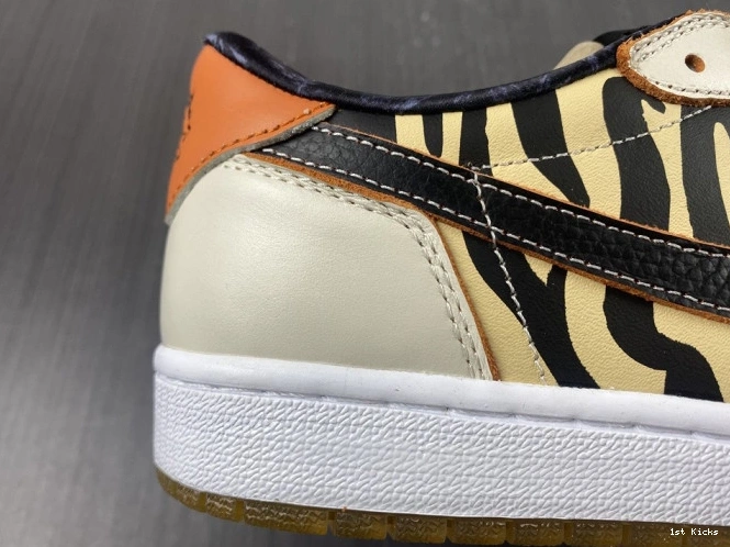 1st Kicks Shoes DH6932-100 1 Tiger Low OG the Air Year of Jordan 0707